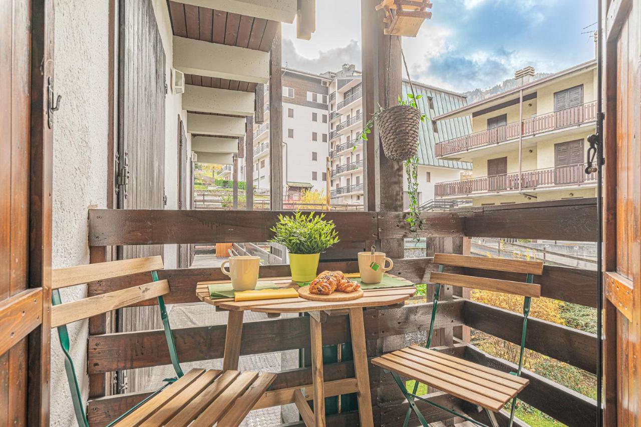 Apartamento Casa Sole- Loft Moderno In Montagna Aprica Exterior foto